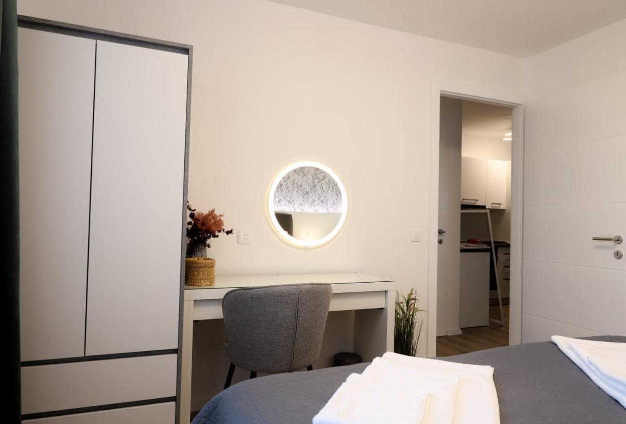 Apartman Nila Apartment วูโควาร์ ภายนอก รูปภาพ