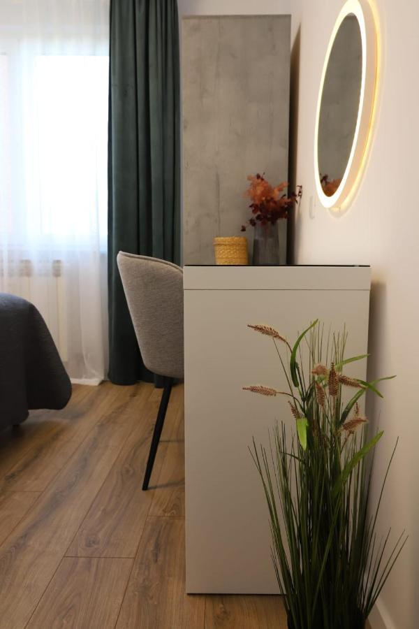 Apartman Nila Apartment วูโควาร์ ภายนอก รูปภาพ