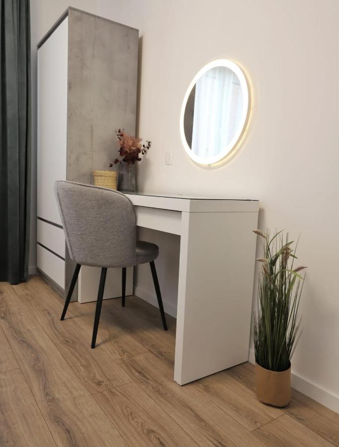 Apartman Nila Apartment วูโควาร์ ภายนอก รูปภาพ