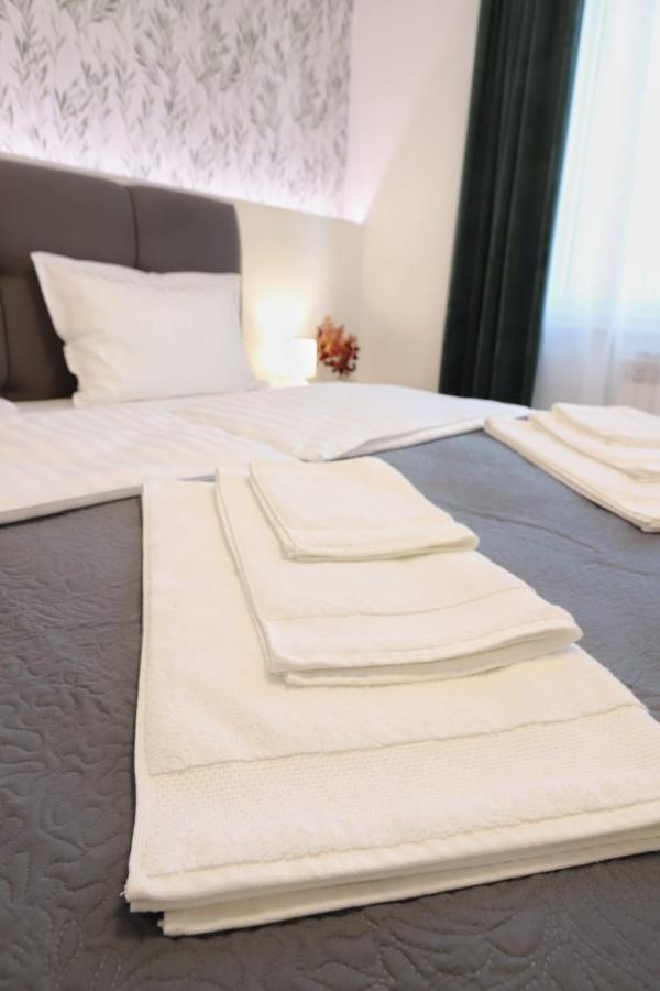 Apartman Nila Apartment วูโควาร์ ภายนอก รูปภาพ