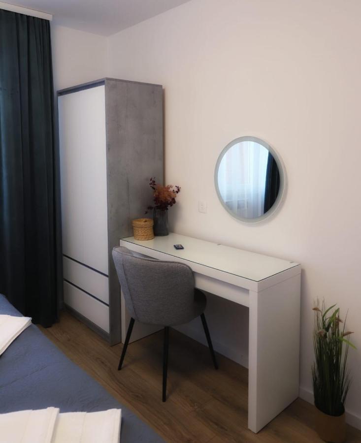 Apartman Nila Apartment วูโควาร์ ภายนอก รูปภาพ
